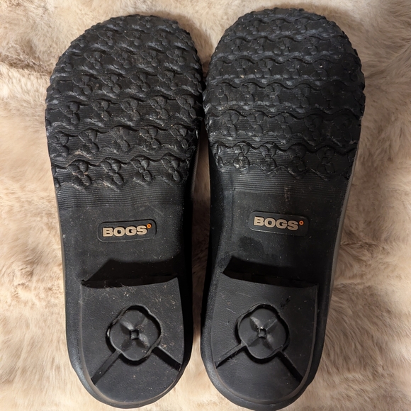 Bogs Slip-On Clogs - Picture 3 of 4
